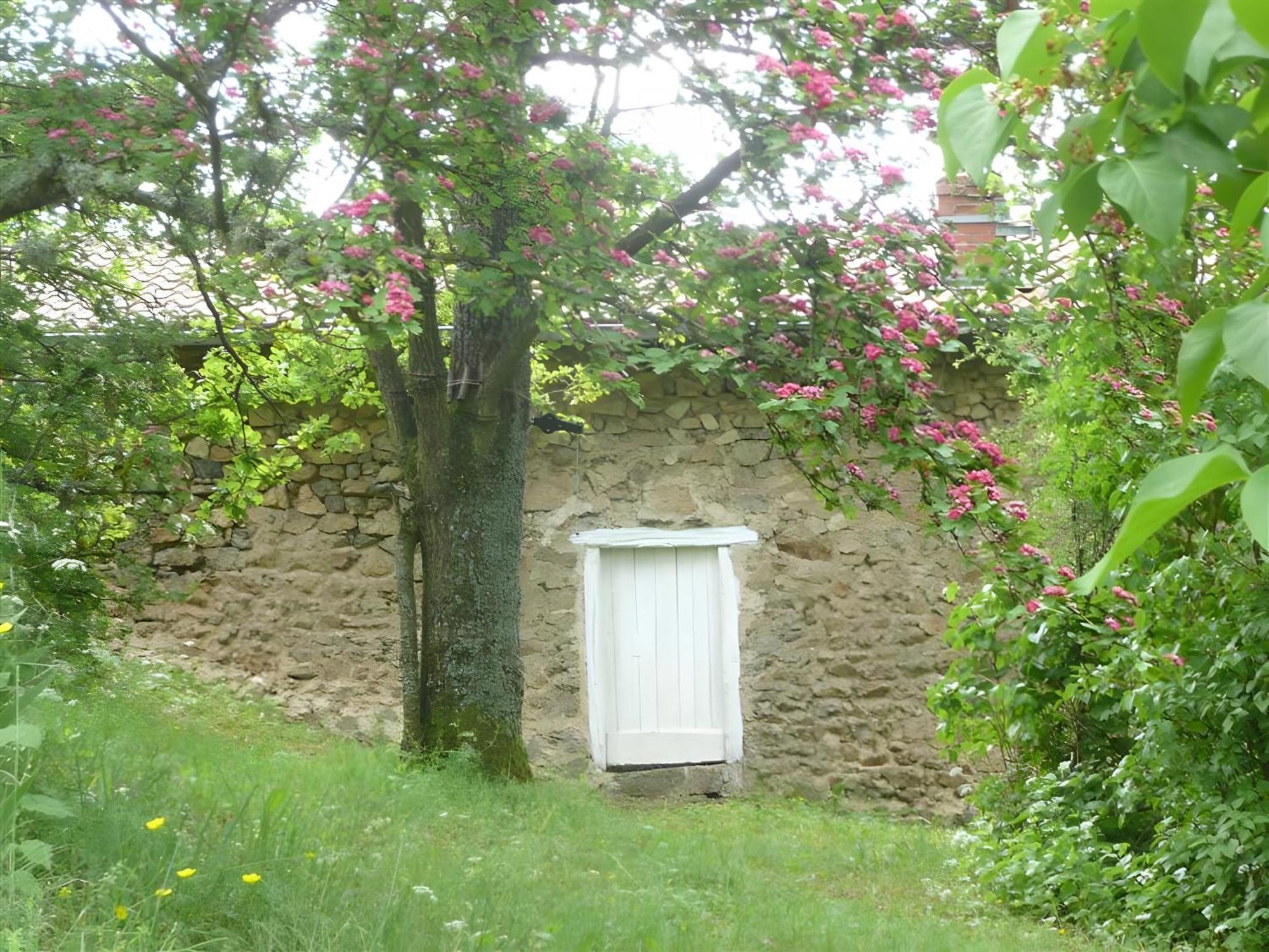 Gite La Grange De L'Effraie Villa Beauzac Exterior foto